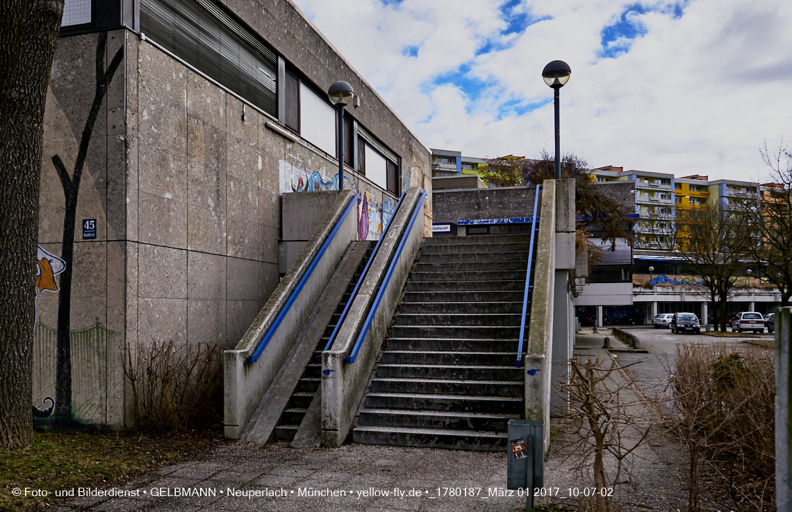 01.03.2017 - die Abrissbaustelle Quiddezentrum in Neuperlach